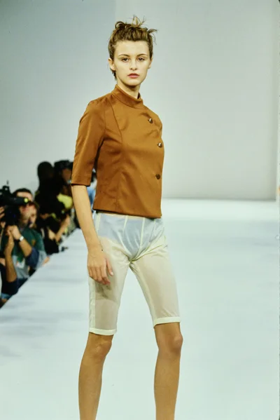 Look 15
